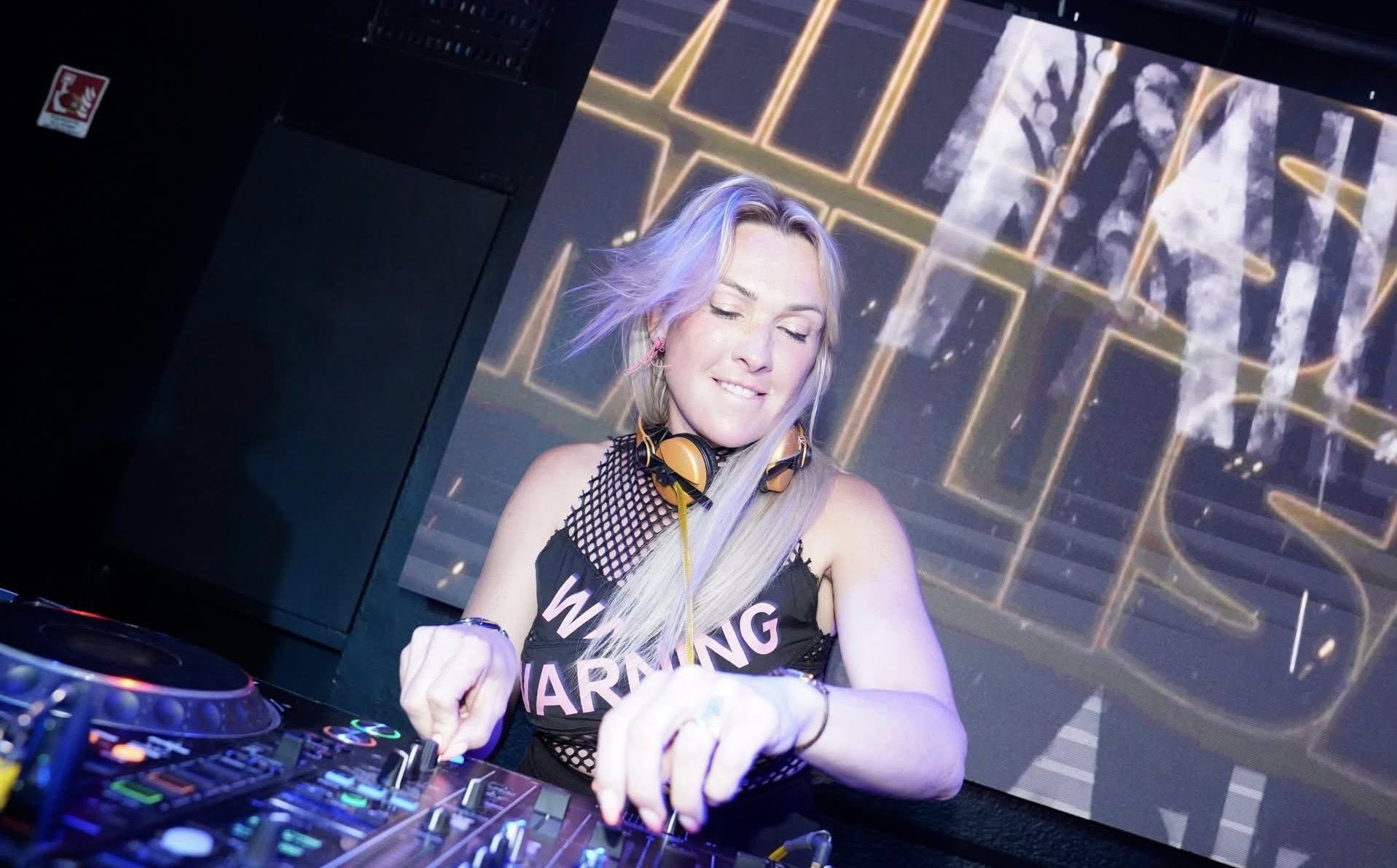 Featured image for “MILISAX”