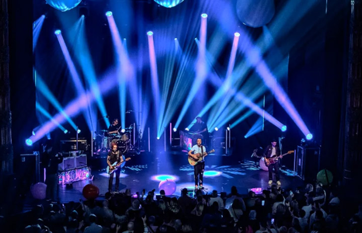 Featured image for “COVERPLAY”